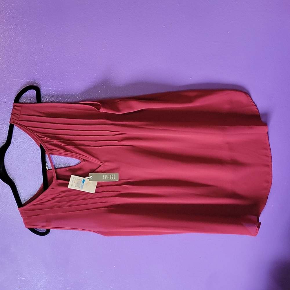 Sleeveless blouse